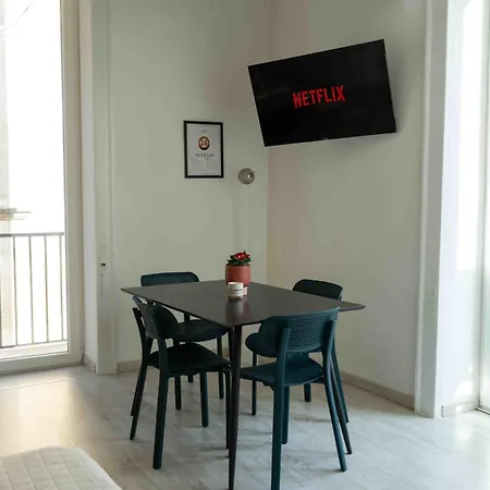 Guest house Nalusa - In Centro A Toledo Naples