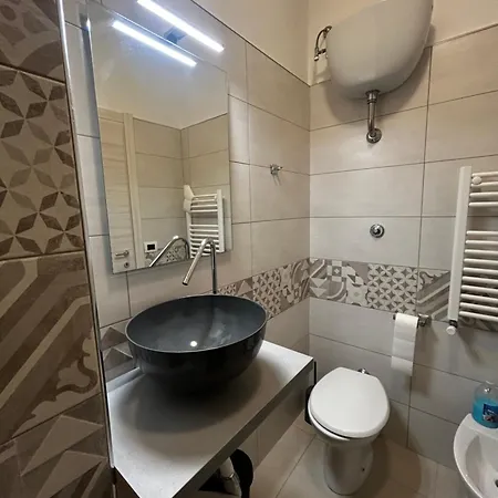 Nalusa - In Centro A Toledo Guest house *