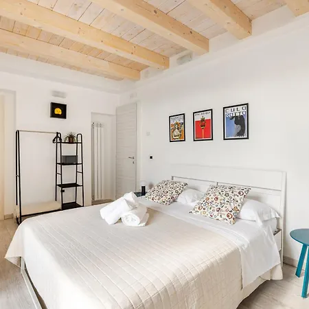 Casa de hóspedes Nalusa - In Centro A Toledo 4*