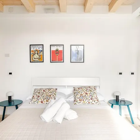 Konukevi Nalusa - In Centro A Toledo 4*